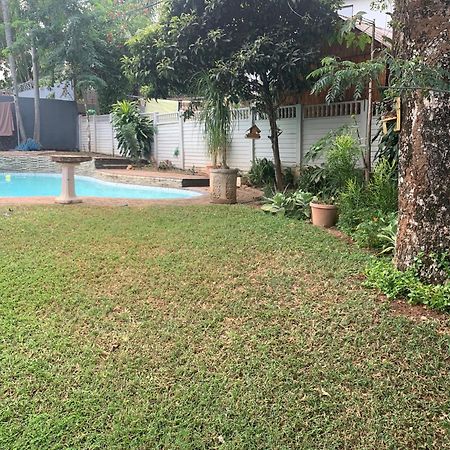 Plum Cottage Mbombela Exterior photo